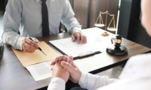 Dịch vụ luật sư giải quyết tranh chấp giữa các doanh nghiệp