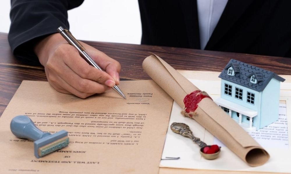 Khi nào nên thuê luật sư giải quyết tranh chấp tài sản khi ly hôn?